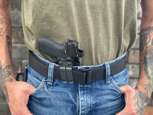 Appendix Carry vs 3 O’Clock Carry: Which Position Actually Works Best for Concealed Carry?